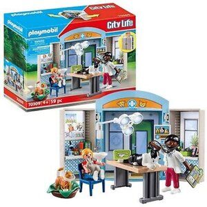 Playmobil City Life Vet Clinic Play Box 70309 Pickup/Delivery